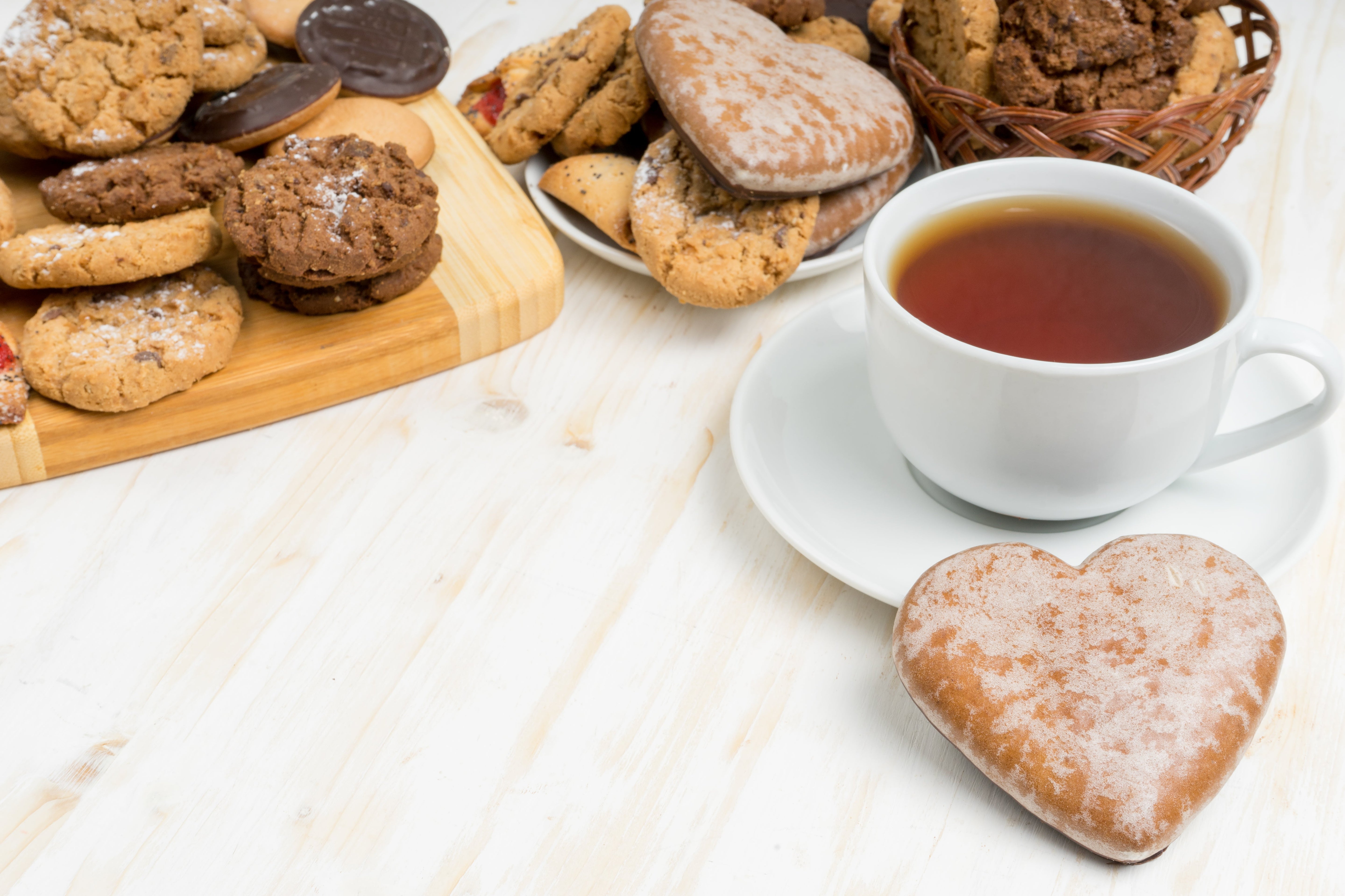 Die perfekten Süßigkeiten für Kaffee- und Teeliebhaber
